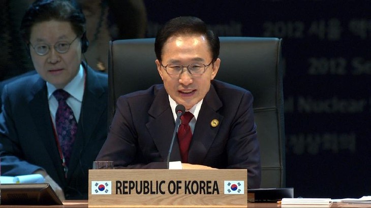 Dirigentes mundiales se enfocan en Seúl en la seguridad nuclear  - ảnh 1
