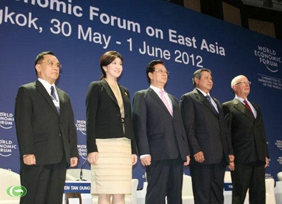 Vietnam aporta con iniciativas al desarrollo del Este de Asia  - ảnh 1