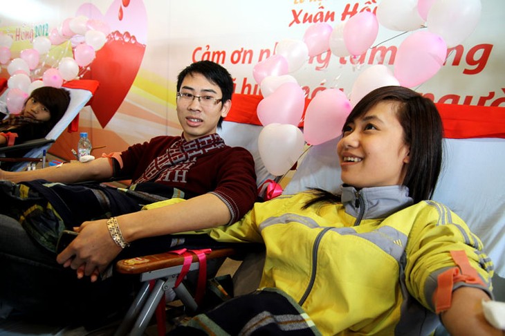 Jornadas de donación de sangre en Vietnam- fiestas de los corazones bondadosos - ảnh 1
