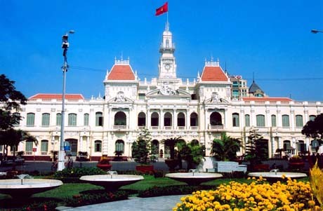 Ciudad Ho Chi Minh planea ser un importante centro económico del Sudeste de Asia - ảnh 1