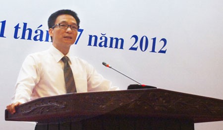 Vietnam redobla esfuerzos para impulsar el crecimiento y controlar la inflación - ảnh 2