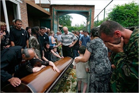 Atentado suicida contra agentes de seguridad en la República rusa de Ingusetia  - ảnh 1