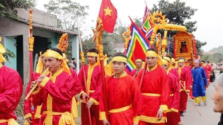 Festividad del Santo Pez en Thanh Hoa para pedir buenas cosechas - ảnh 1