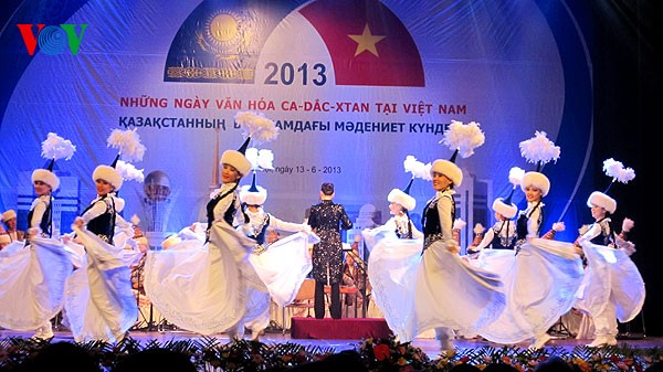 Días culturales de Kazajstán en Hanoi - ảnh 1