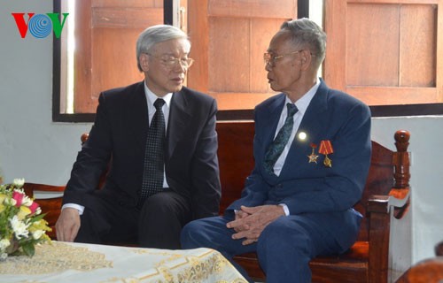 Finaliza líder partidista vietnamita su visita estatal a Tailandia - ảnh 1