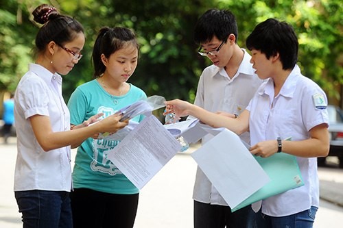 Concluyen primera fase de exámenes de acceso a universidades en 2013 - ảnh 1