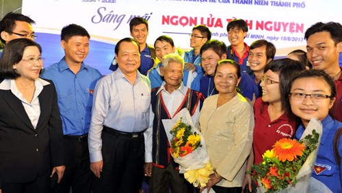 Conmemora Ciudad Ho Chi Minh aniversario 20 de actividades voluntarias de verano - ảnh 1