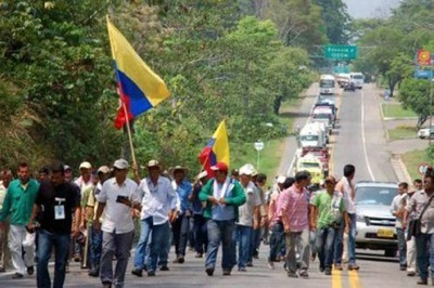 Huelga agraria prosigue en Colombia contra políticas del gobierno - ảnh 1
