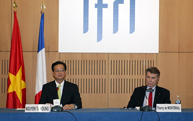 Encomian académicos franceses conferencia de premier vietnamita - ảnh 1