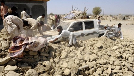 Más de 500 víctimas mortales registradas en Pakistán tras terremoto   - ảnh 1