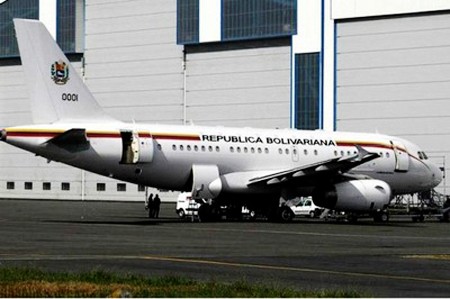 Desperfecto técnico del avión que transportaba avanzadilla para la visita del presidente venezolano  - ảnh 1