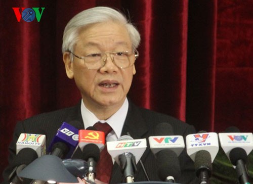 Concluye el octavo pleno del Comité Central del Partido Comunista de Vietnam - ảnh 1