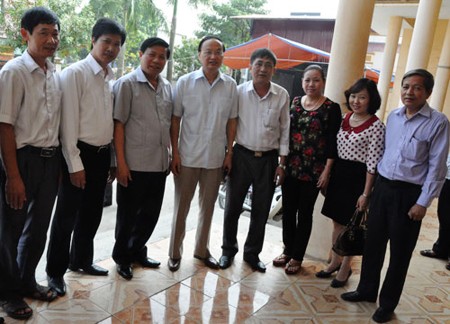 Jefe del Departamento Organizativo del PCV contacta con electorado de Bac Ninh - ảnh 1