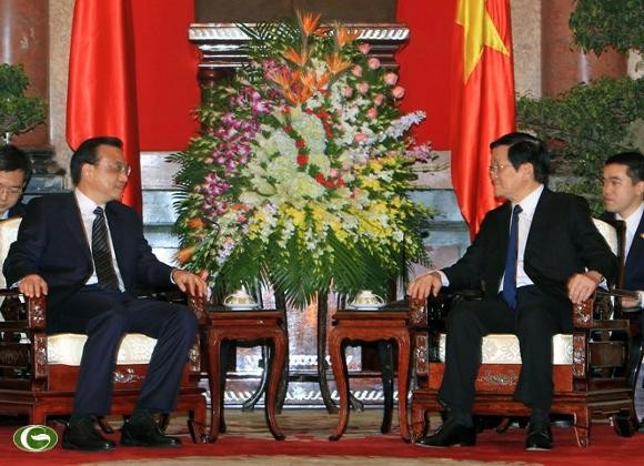 Altas autoridades vietnamitas reciben al premier chino, Li Keqiang - ảnh 2