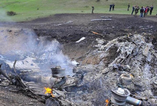 50 muertos en el accidente de un Boeing 737 en Rusia - ảnh 1