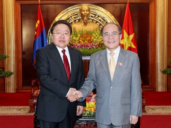 Estrechan cooperación multifacética Vietnam y Mongolia - ảnh 2