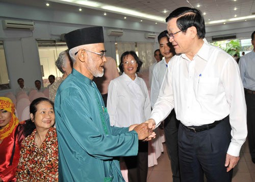 Presidente Truong Tan Sang contacta con electorado de Ciudad Ho Chi Minh - ảnh 1