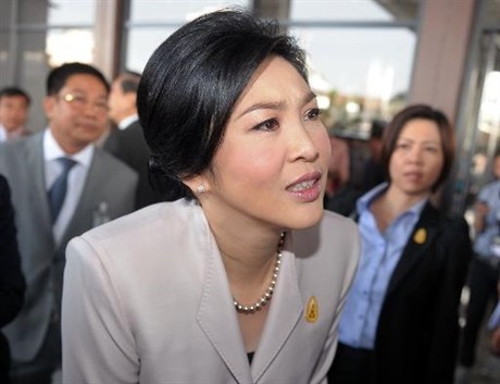 Yingluck Shinawatra confía en que ejército no respaldará golpe de estado  - ảnh 1