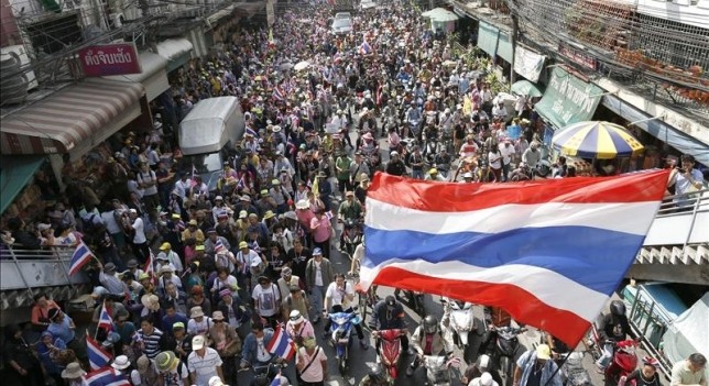 Llama Yingluck a población tailandesa a votar en elecciones anticipadas - ảnh 1