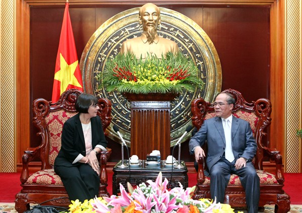 En Vietnam vicepresidenta de la Cámara Baja de Italia  - ảnh 1
