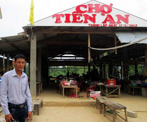 Pobladores de Quang Tri se únen para construir nuevo campo - ảnh 1