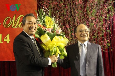 Urge presidente del parlamento vietnamita al cumplimiento de la nueva Constitución - ảnh 1