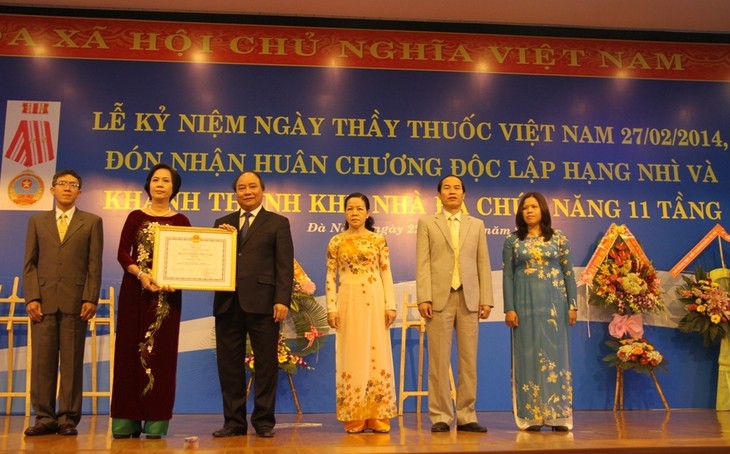 Hospital C de Da Nang condecorado con la Orden de la Independencia - ảnh 1