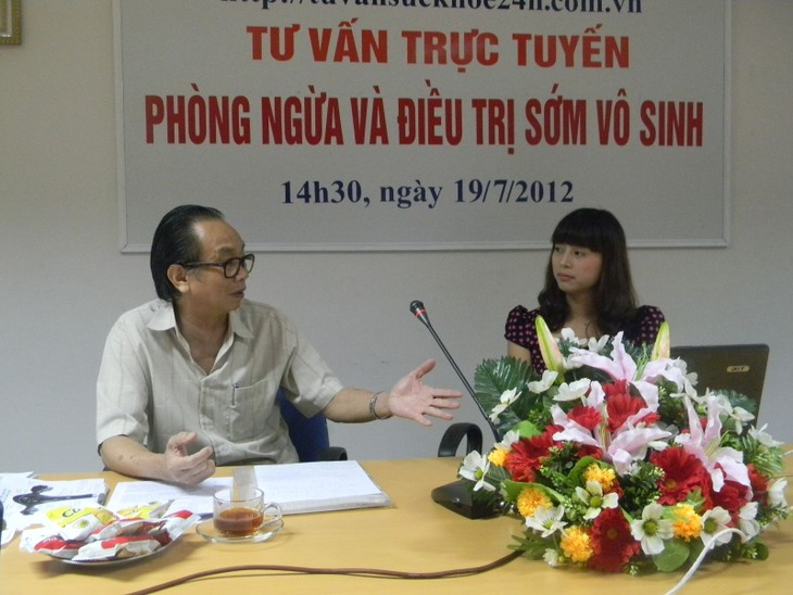 Médico del pueblo Nguyen Duc Vy – pájaro incansable - ảnh 2