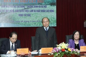Urgen a reforzar combate a la pobreza en localidades nor occidentales de Vietnam - ảnh 1