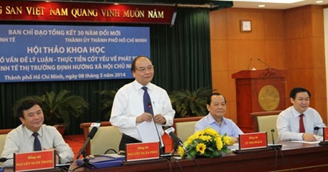 Urgen a perfeccionar mecanismo de economía mercantil de Vietnam - ảnh 1