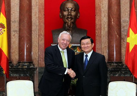 Vietnam y España impulsan cooperación en economía y comercio - ảnh 1
