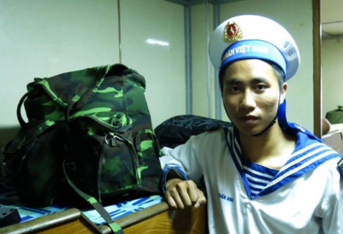 Historia sobre los jóvenes soldados en islas lejanas - ảnh 1