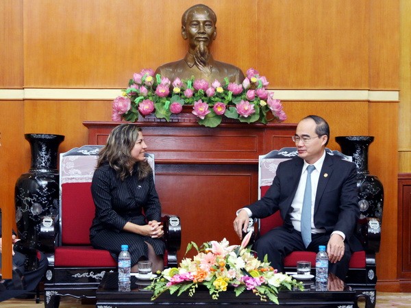 Vietnam y Cuba refuerzan relaciones amistosas  - ảnh 1