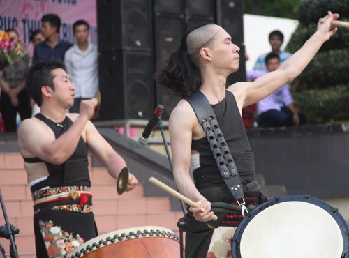 Resalta el arte comunitario en Festival Hue 2014 - ảnh 3