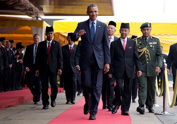 Barack Obama llega a Malasia en visita oficial - ảnh 1