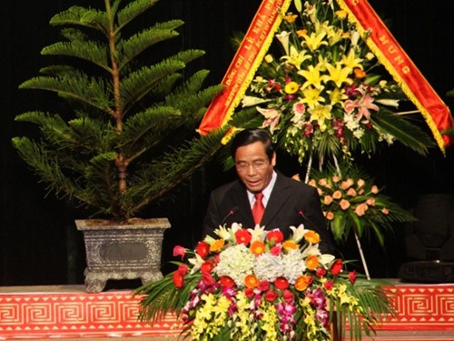Provincia de Ha Tinh celebra natalicio 110 del primer secretario general del PCV Tran Phu - ảnh 1