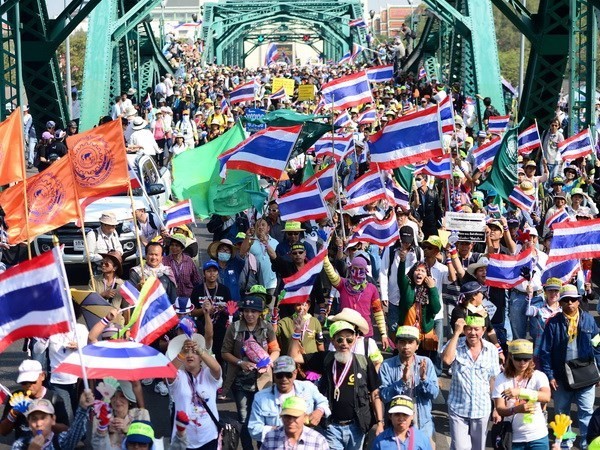 Premier interino de Tailandia: La elección es única manera de salir de la crisis - ảnh 1