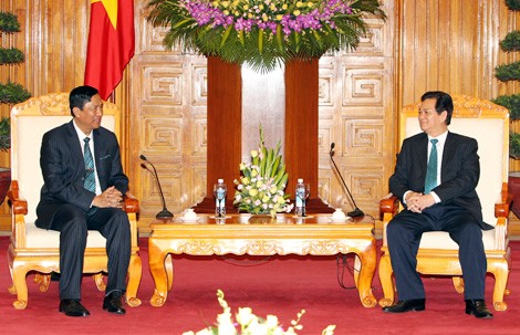 Recibe el primer ministro vietnamita al ministro birmano de Industria  - ảnh 1