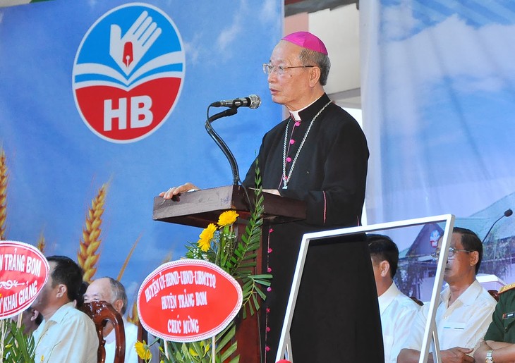 Hoa Binh- primer centro politécnico de cristianos vietnamitas - ảnh 3