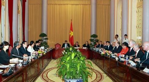 Estados Unidos se interesa en impulsar relaciones con Vietnam en todos los campos - ảnh 1