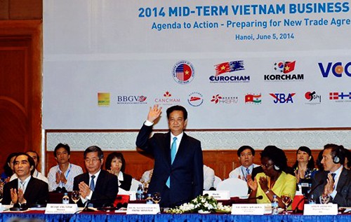 Foro Empresarial de Vietnam 2014 contribuye a elevar la confianza de inversores extranjeros - ảnh 1