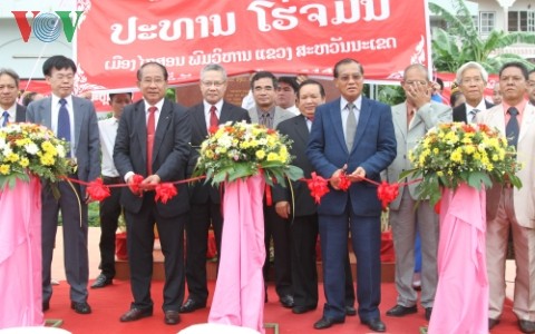 Inauguran en Laos nueva zona memorial del Presidente Ho Chi Minh - ảnh 1