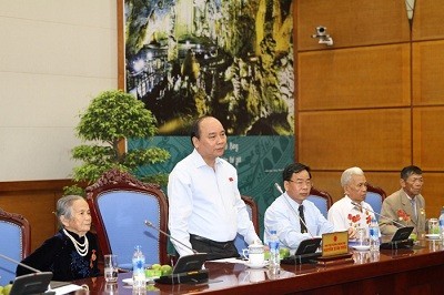 Vietnam dedica mayor prioridad a personas con meritos revolucionarios - ảnh 1