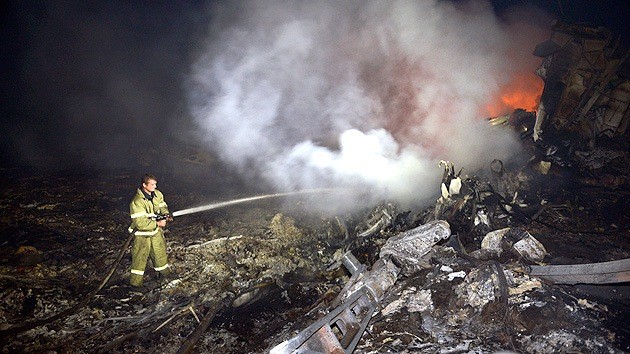 Objetivos políticos detrás de la tragedia del MH17 - ảnh 1
