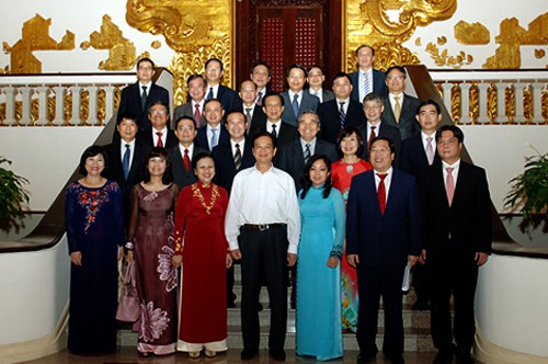 Política exterior de Vietnam fomenta confianza de comunidad internacional  - ảnh 1