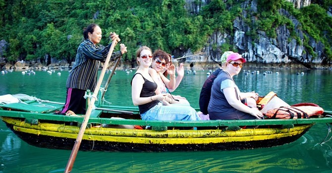 Periódico francés: Vietnam se ha convertido en un destino atractivo para turistas rusos - ảnh 1