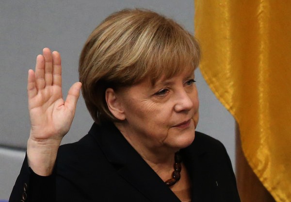 Alemania aporta a solución de conflicto bélico en Ucrania - ảnh 1