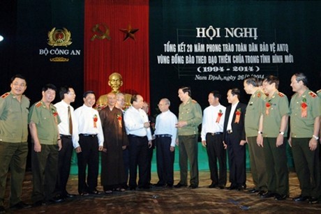 Unidas comunidades religiosas vietnamitas para proteger la Patria - ảnh 1