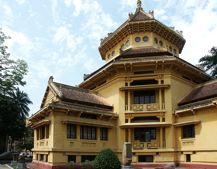 Museo de Historia de Vietnam-destino atractivo para visitantes extranjeros - ảnh 2