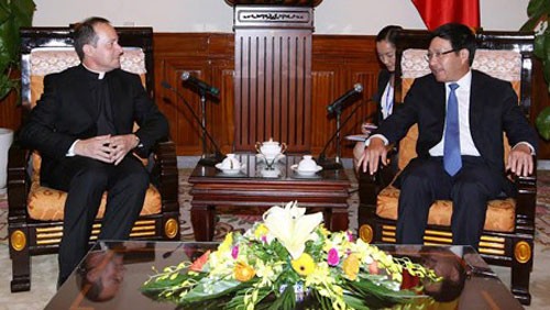 Vietnam promete favorecer el enaltecimiento de los valores religiosos positivos - ảnh 1